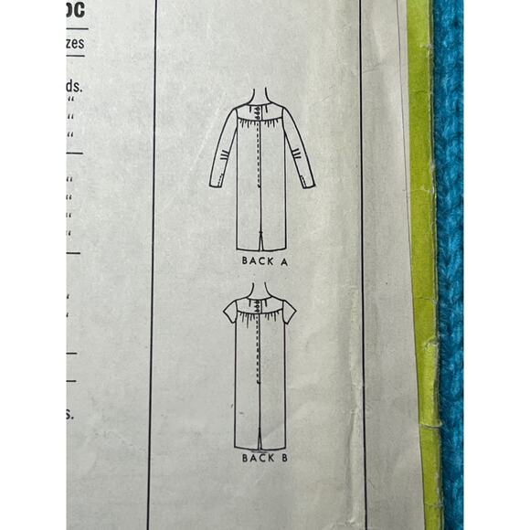McCalls8505  Sewing pattern shift dress 1960s Size 12 - Picture 5 of 7